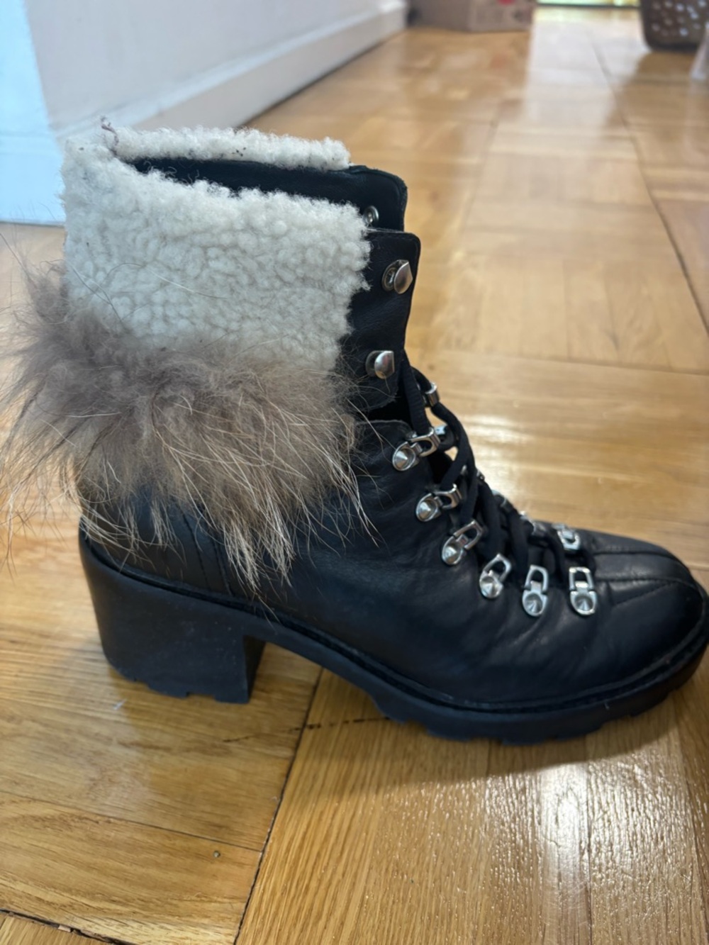 Womens Black Shearling Lace-Up Hiker Boot